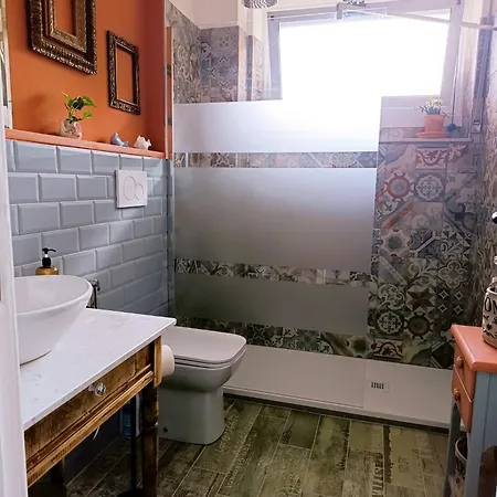 Tigullio House דירה *