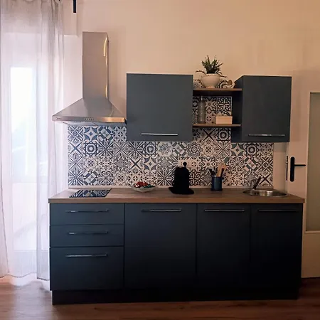 דירה Tigullio House