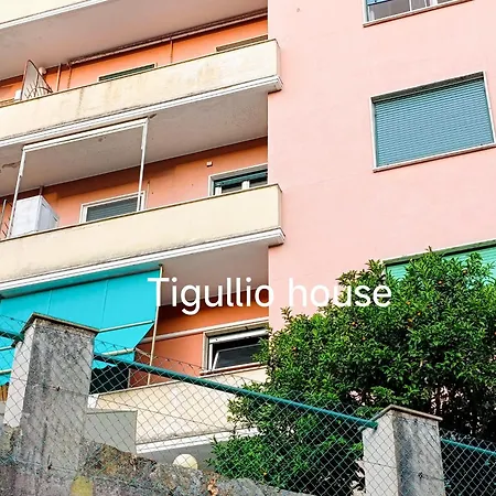 Tigullio House *